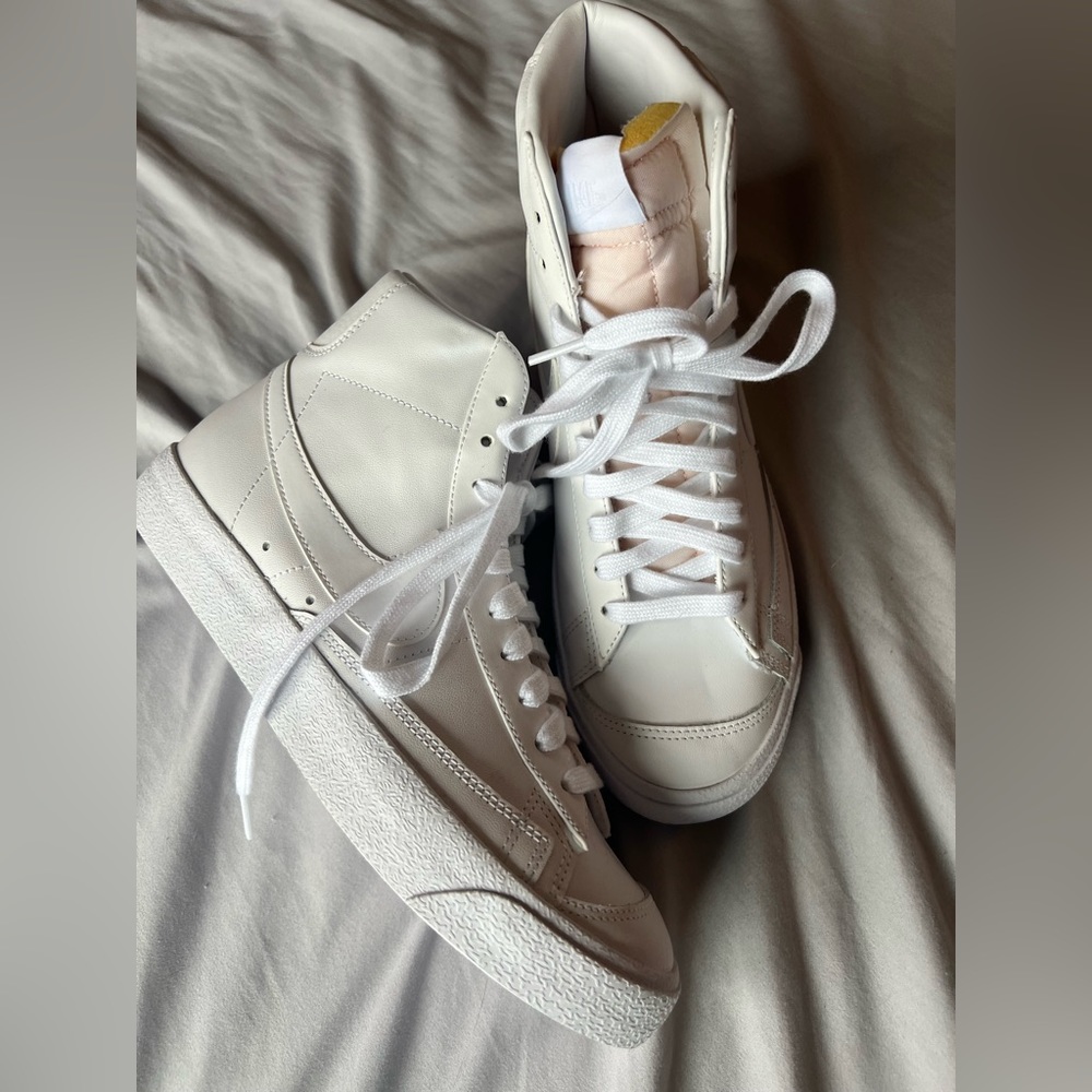 Nike Blazer Mid ‘77